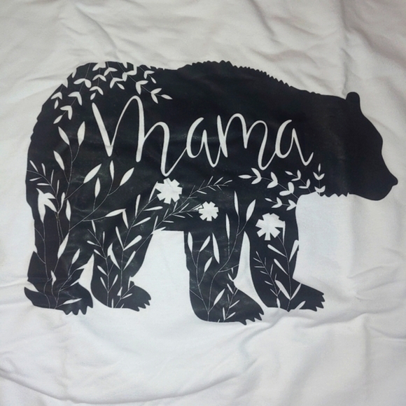 Mama Bear Printed Graphic Crewneck Sweatshirt Winter Pullover Crew Neck Women's - Picture 2 of 12